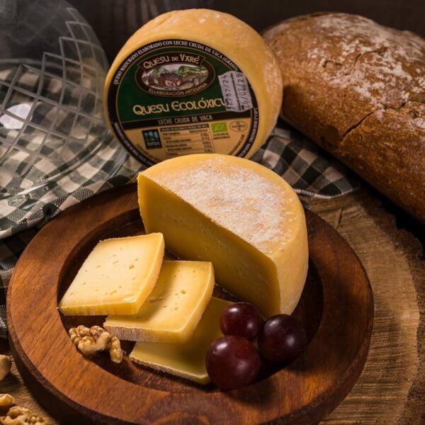 Queso de leche cruda de vaca